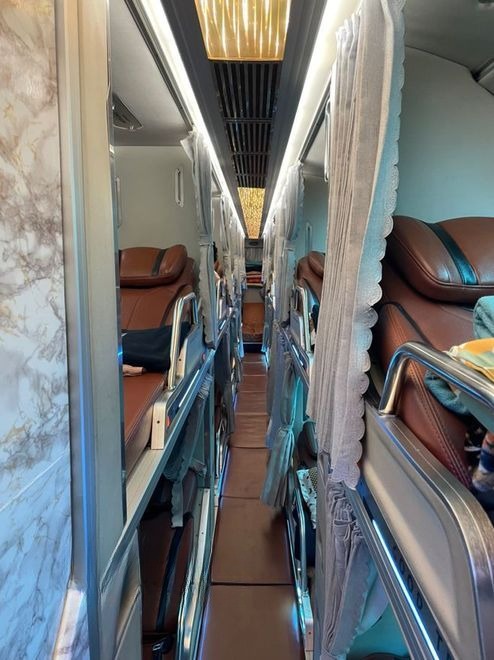 Xe Camel Travel Giường nằm Nội thất Limousine 32 giường