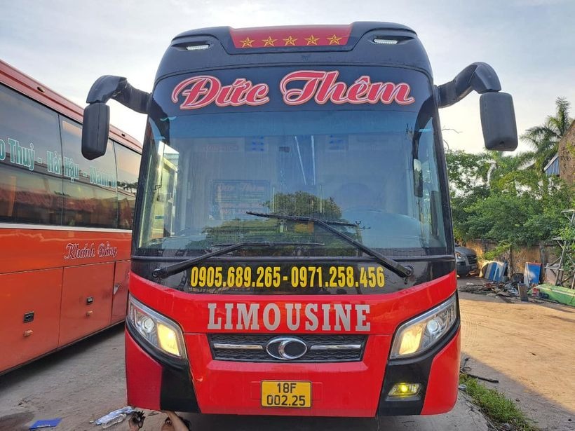 Xe Đức Thêm Mặt trước xe Limousine 32 Phòng