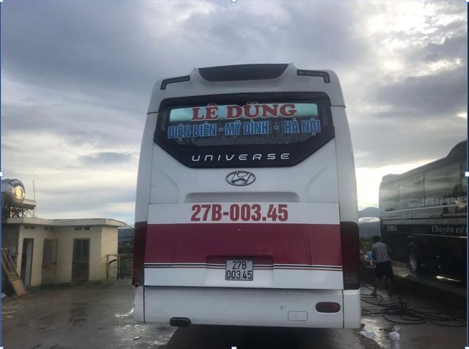 Xe Lê Dũng Mặt sau xe Giường nằm 41 chỗ