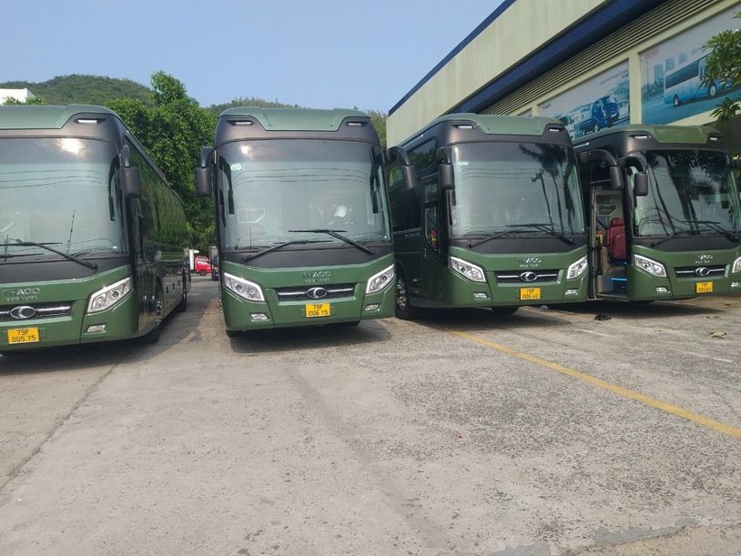 Xe Cúc Tùng (Đà Nẵng) Mặt trước xe 