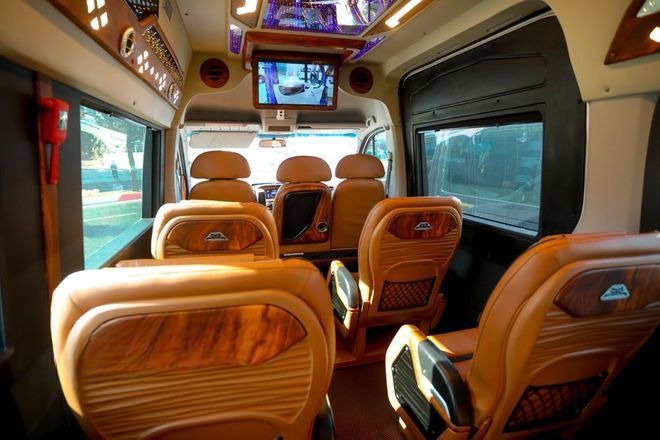 Xe Anh Quốc Limousine Tiện ích Nội thất 