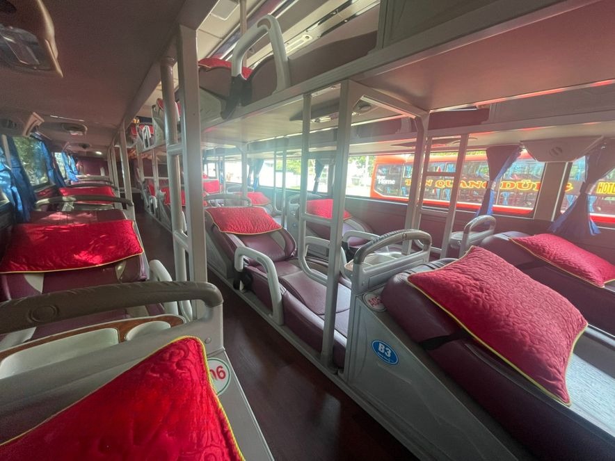 Xe Tân Quang Dũng Limousine Nội thất Tiện ích Giường nằm 36 giường