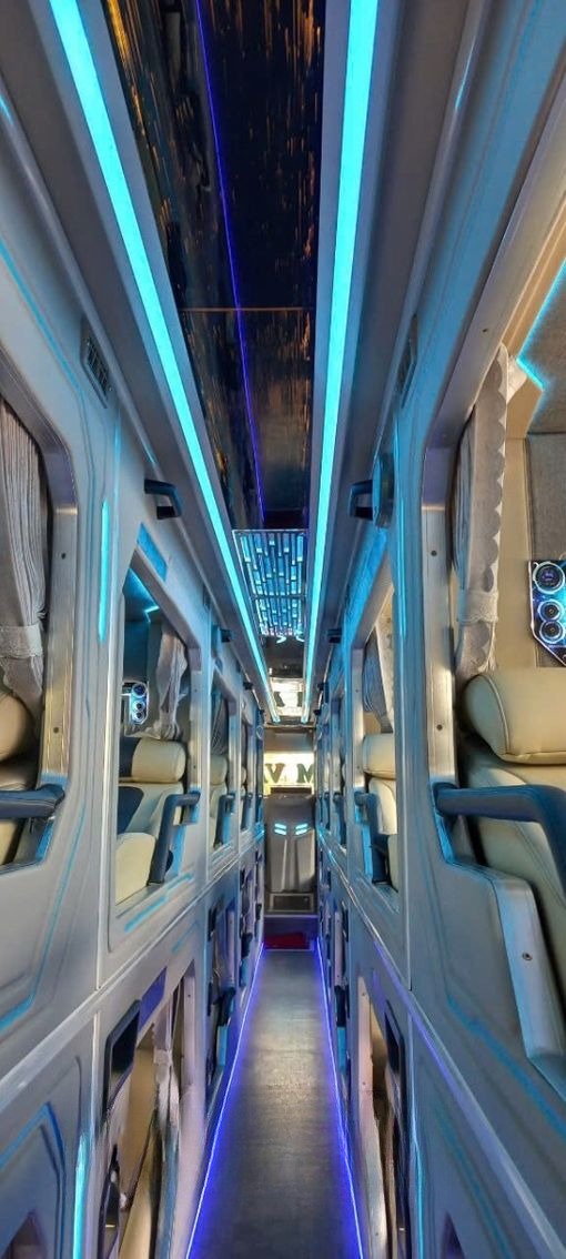 Xe Tân Xuân Tùng Giường nằm Tiện ích Nội thất Limousine 22 phòng WC