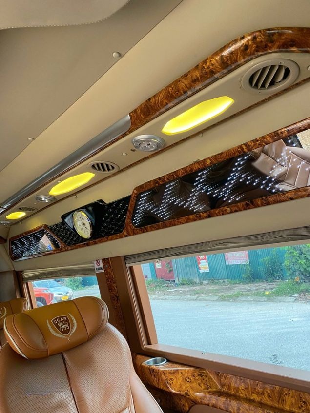 Xe Hoàng Hải Limousine VIP Tiện ích Limousine 9 chỗ