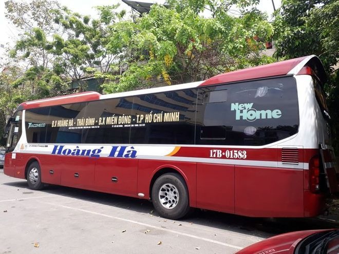 Xe Hoàng Hà Bên hông xe Giường nằm 42 chỗ