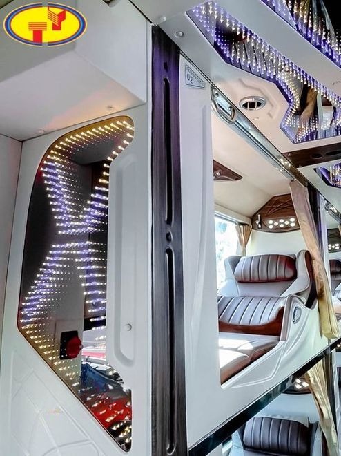 Xe Thuận Ý Tiện ích Nội thất Giường nằm Limousine 32 chỗ