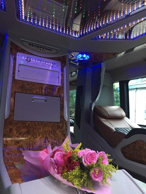 Xe Lovabus Giường nằm Nội thất Limousine 34 giường