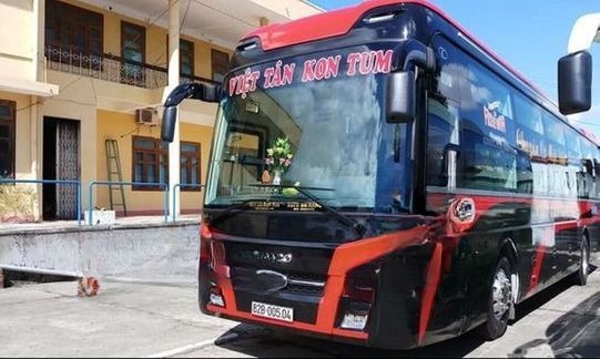 Xe Việt Tân Mặt trước xe Limousine 22 phòng