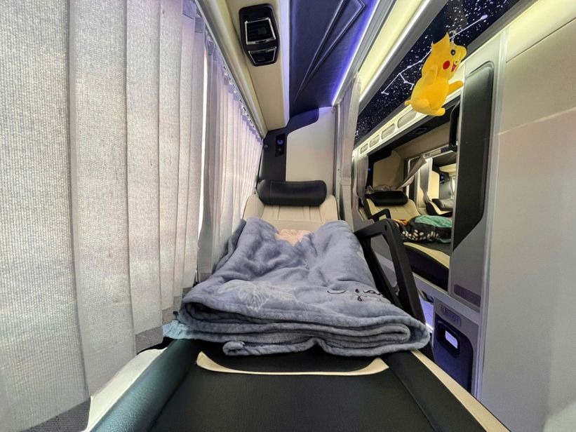 Xe Nhất Anh Giường nằm Tiện ích Nội thất Limousine 34 Phòng
