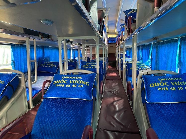 Xe Quốc Vương Limousine Nội thất Giường nằm 40 chỗ