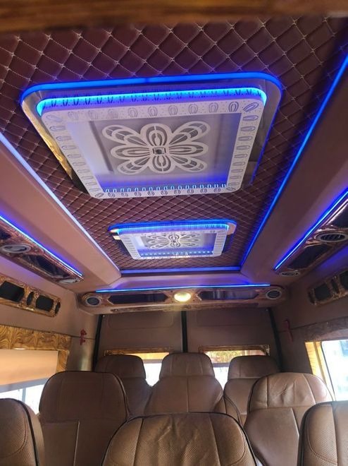 Xe Tấn Tài (Bình Thuận) Nội thất Tiện ích Limousine 9 Chỗ