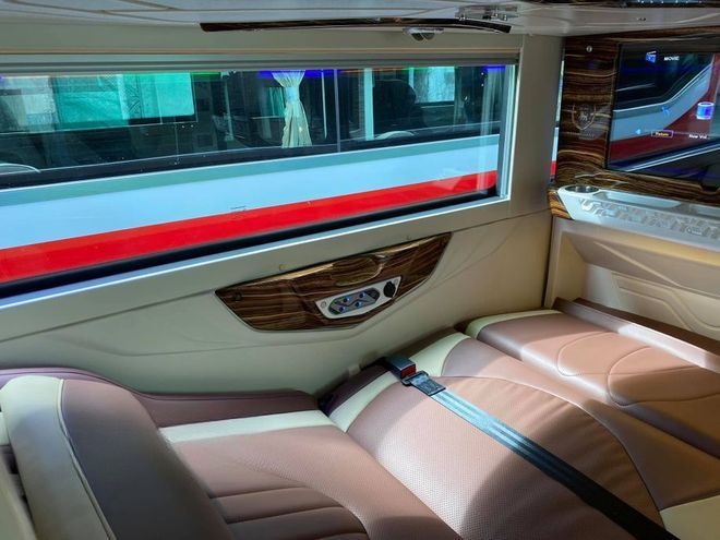 Xe Dũng Lệ Giường nằm Tiện ích Limousine 22 Phòng Đôi