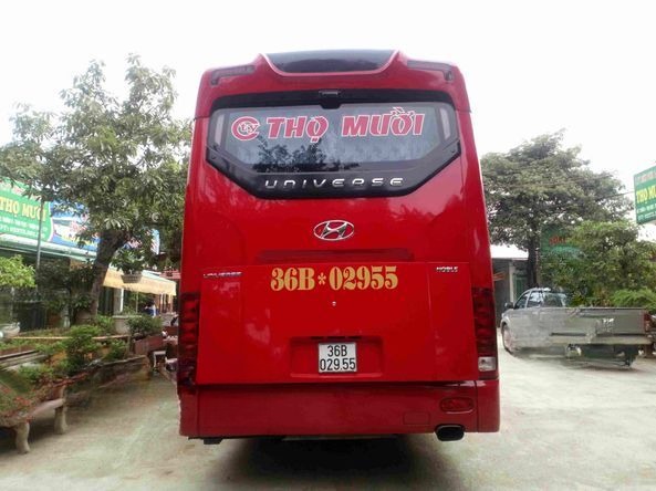 Xe Thọ Mười Mặt sau xe Giường nằm 40 chỗ