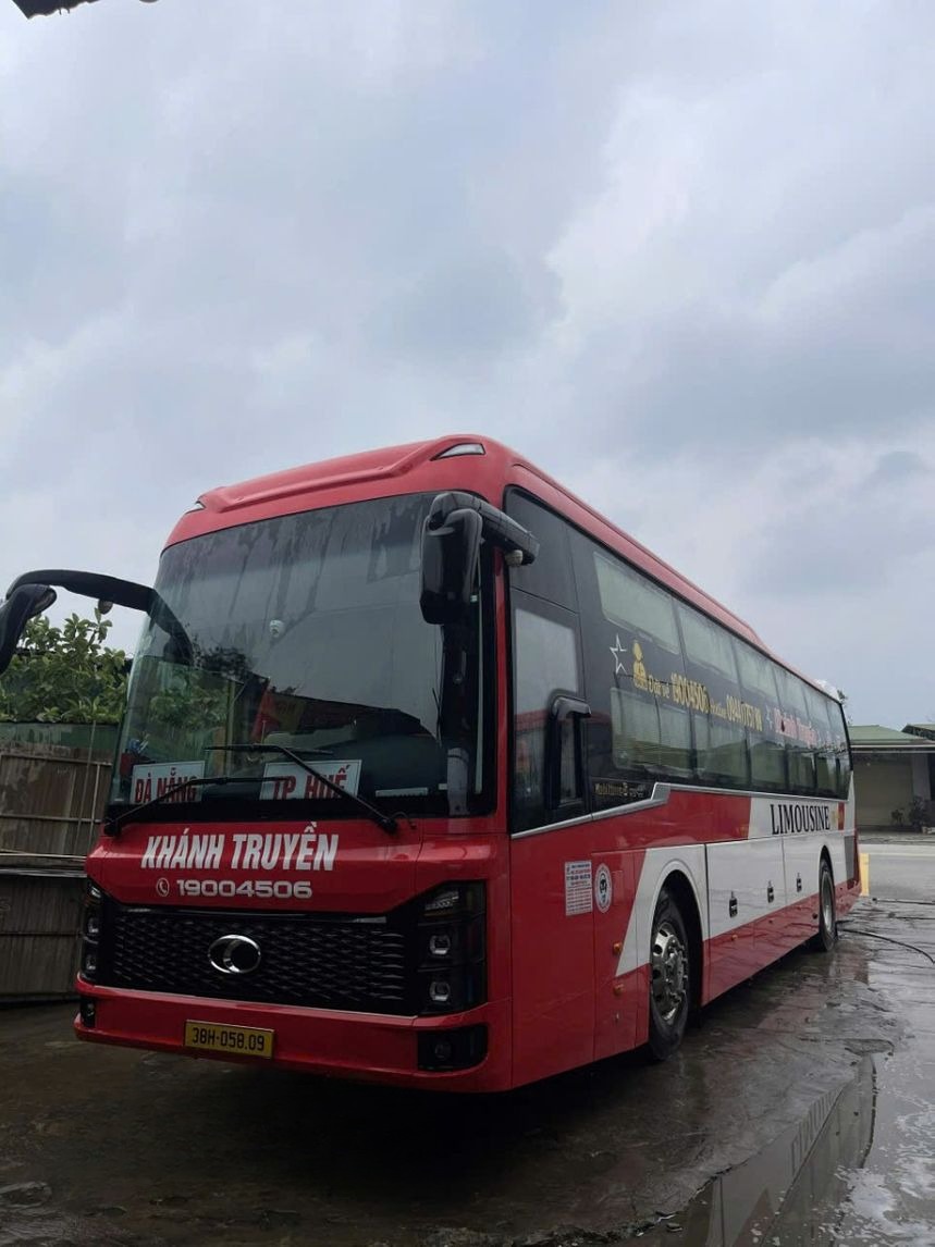 Xe Khánh Truyền (Hà Tĩnh) Mặt trước xe 