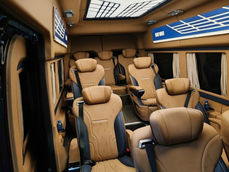 Xe Hải Vân Ghế ngồi Tiện ích Nội thất Limousine 11 chỗ