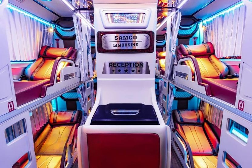 Xe Lovabus Nội thất Limousine giường phòng 33 chỗ