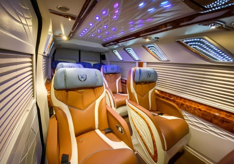 Xe Trung Thành Limousine Tiện ích Nội thất 