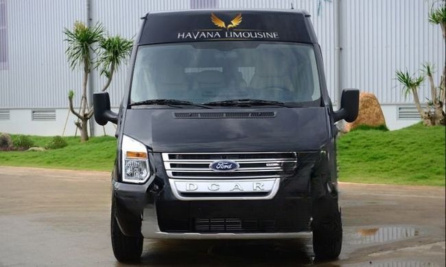 Limousine 9 chỗ Havana Limousine