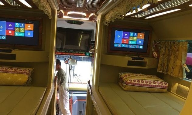 Xe Thế Anh Tiện ích Limousine 20 Cabin VIP