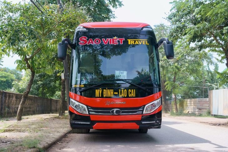 Xe Sao Việt Mặt trước xe Giường nằm 36 chỗ