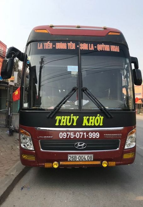 Xe Thủy Khởi Mặt trước xe Giường nằm 40 chỗ