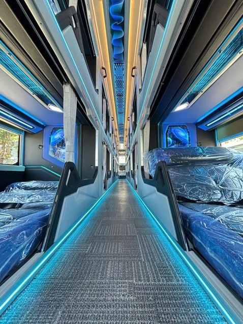 Xe Việt Lào (Đà Nẵng) Nội thất Tiện ích Limousine 24 phòng VIP