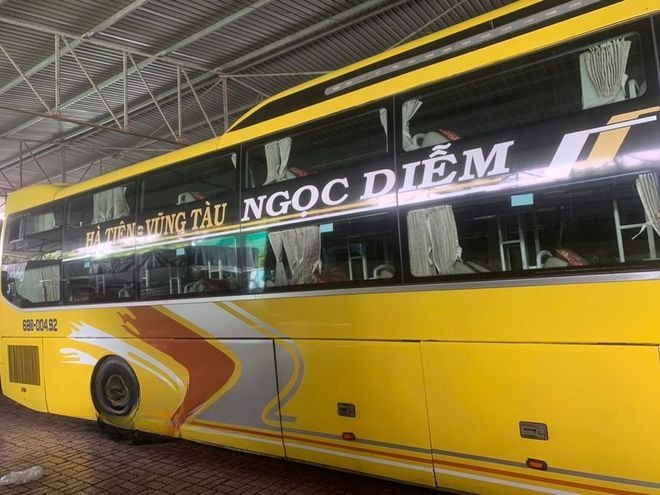 Xe Ngọc Diễm Bên hông xe Giường nằm 43 chỗ