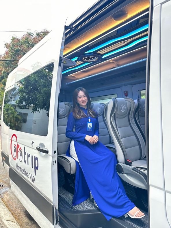 Xe GoroTrip Limousine VIP undefined