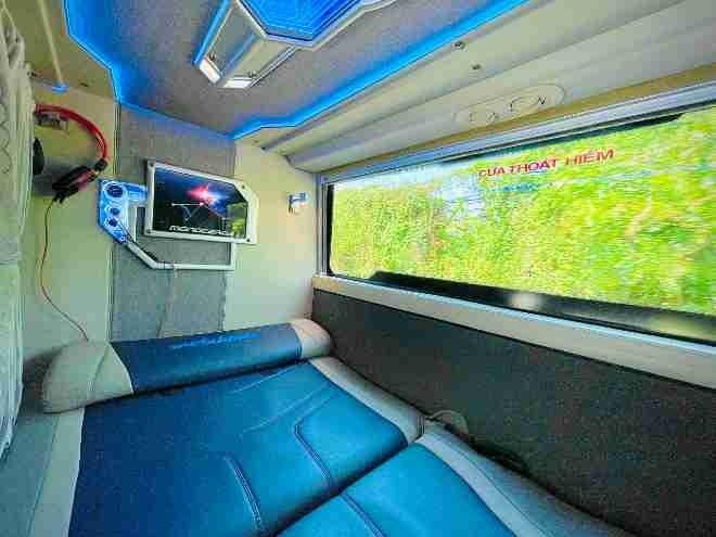 Xe Thảo Hồng Giường nằm Nội thất Tiện ích Xe 22 Phòng VIP