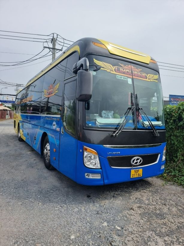 Xe Thiên Lộc Mặt trước xe Bên hông xe 