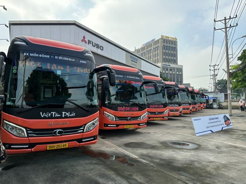 Xe Việt Tân Phát Mặt trước xe 