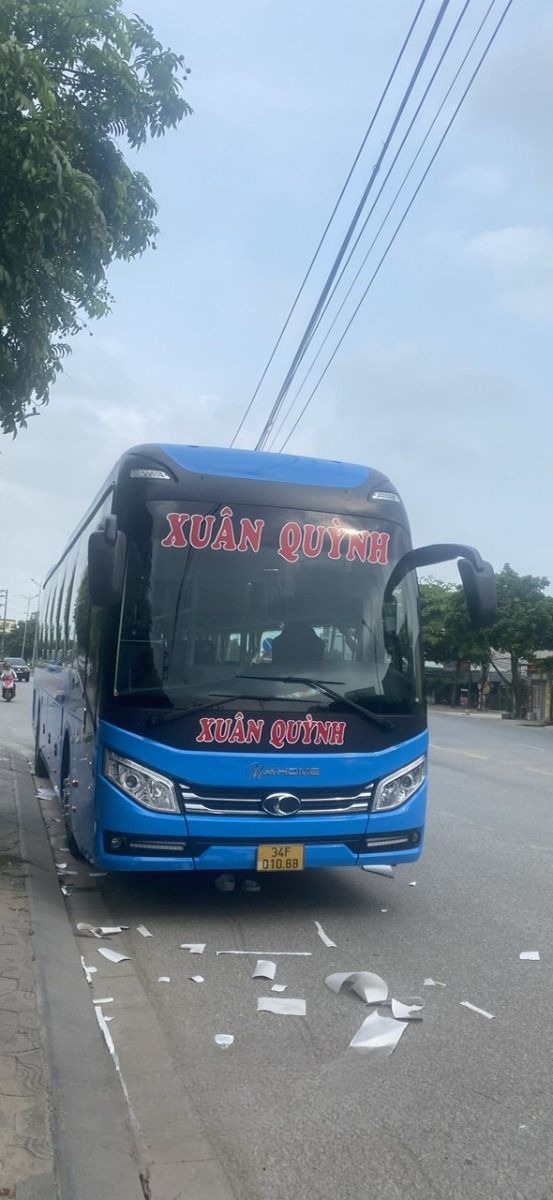 Xe Xuân Quỳnh (Hải Dương) Mặt trước xe 