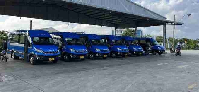 Xe Minh Nghĩa Mặt trước xe Mặt sau xe Bên hông xe Ghế ngồi Tiện ích Nội thất  Limousine 9 chỗ