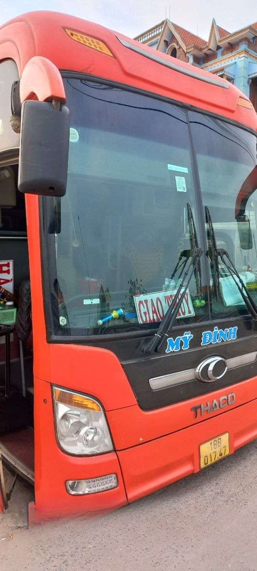 Xe Mỹ Đình Mặt trước xe Giường nằm 40 chỗ