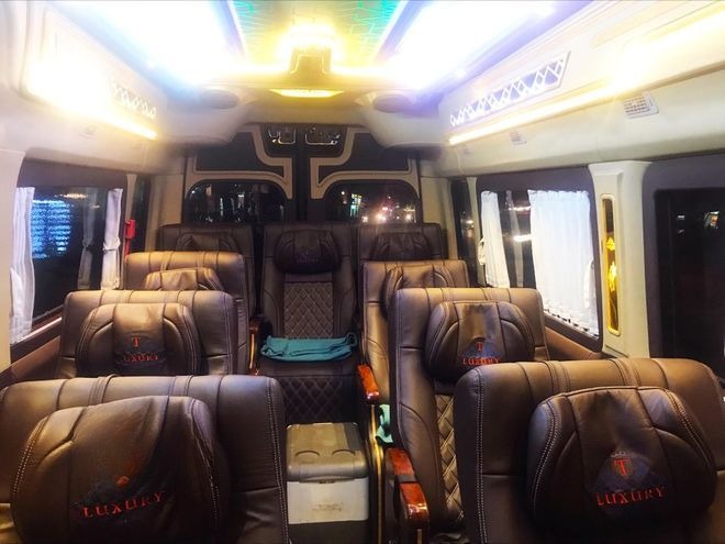 Xe Thiện Vân Limousine undefined