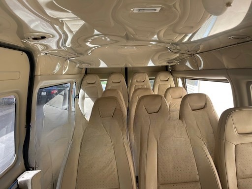 Xe The New Way Nội thất Tiện ích Limousine 16 chỗ