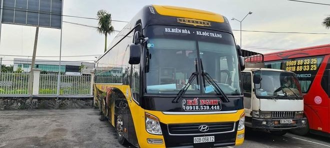 Xe Kế Nghi Mặt trước xe Giường nằm 40 chỗ