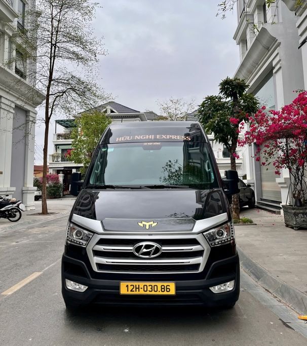 Xe Hữu Nghị Express Mặt trước xe 