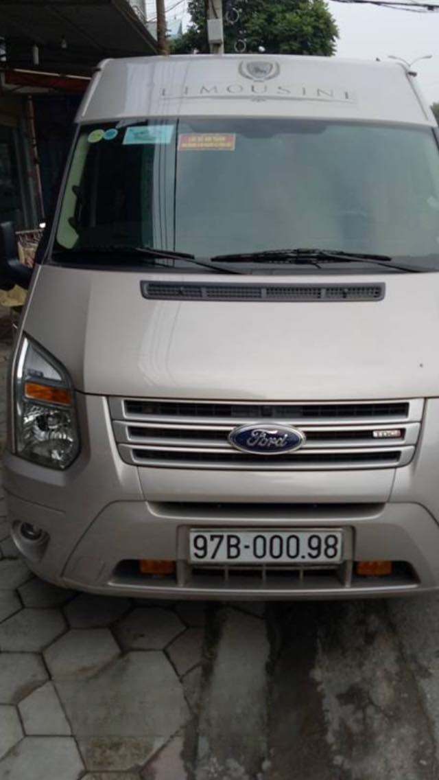 Xe Hải Anh Limousine Mặt trước xe LIMOUSINE 9 CHỖ VIP
