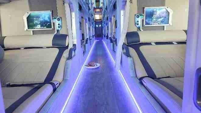 Xe Hoa Nho Limousine Giường nằm Nội thất Tiện ích Limousine giường phòng 22 chỗ