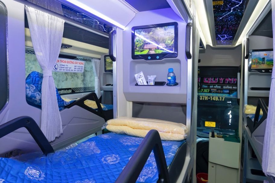 Xe Khanh Quỳnh Giường nằm Tiện ích Nội thất Limousine giường phòng 32 chỗ (WC)