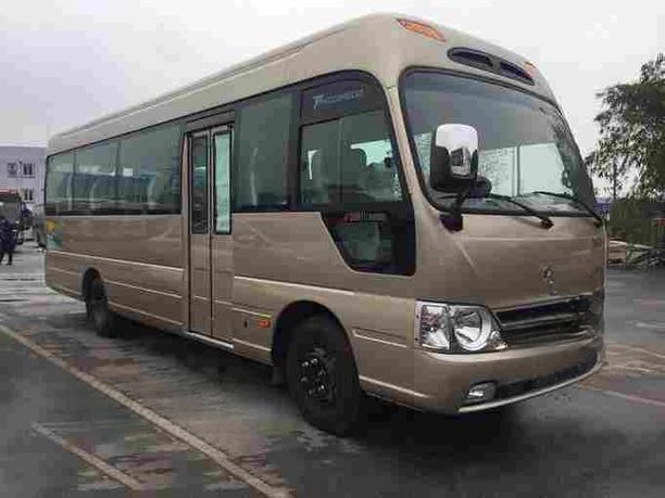 Xe Cô Tô Hà Thành Limousine Bên hông xe Ghế ngồi 25 chỗ VIP