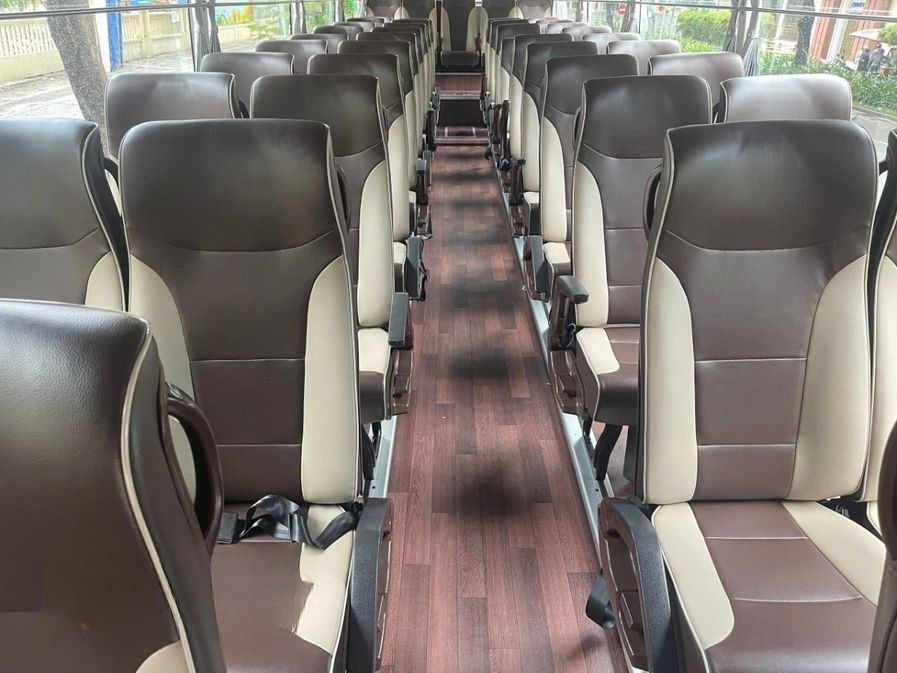 Xe Ninh Bình Discovery Bus Ghế ngồi Nội thất 