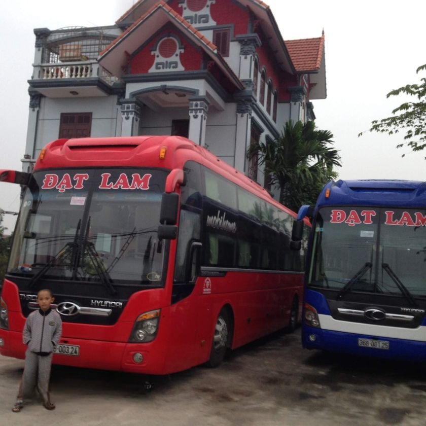 Xe Lovabus Mặt trước xe Giường nằm 38 chỗ
