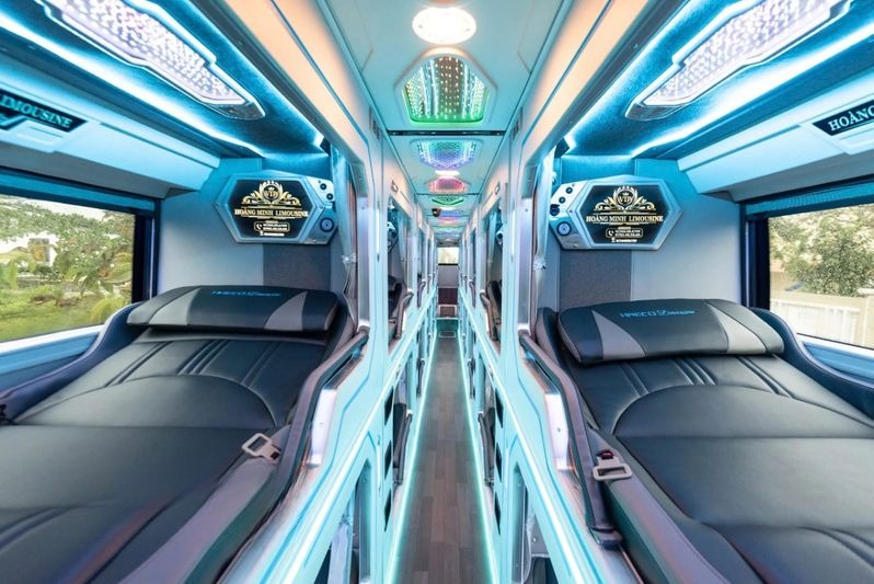 Xe HM Happycar Giường nằm Nội thất Tiện ích Cabin 24 phòng