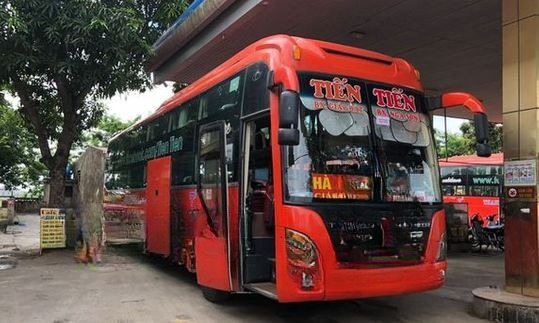 Xe Tiến Tiến Mặt trước xe Giường nằm 44 chỗ