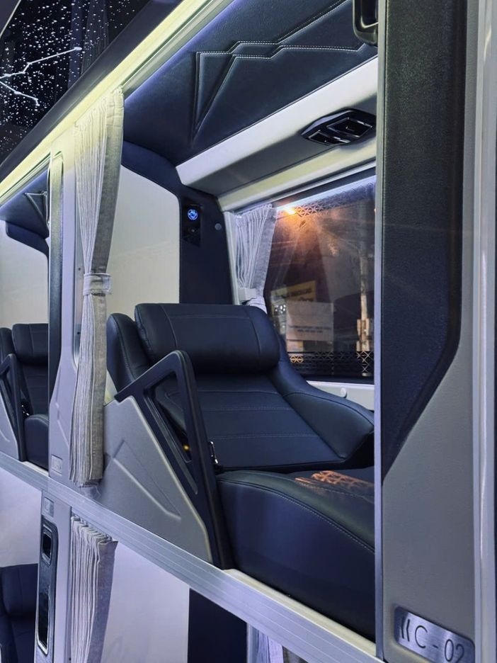 Xe Cường Ny Nội thất Limousine 34 Phòng Luxury