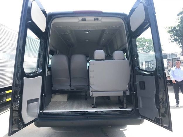 Xe Discovery Travel Mặt sau xe Tiện ích Ghế ngồi 16 chỗ