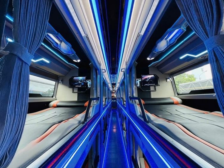 Xe Hoàng Thủy Giường nằm Tiện ích Nội thất Limousine giường phòng 24 chỗ