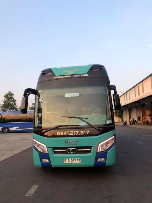 Xe Thư Kỳ Mặt trước xe Xe giường nằm 40 chỗ